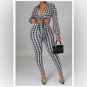 Black And White Two Piece Crop Pants Set